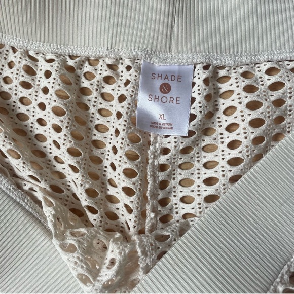 Shade & Shore Cream Crochet Woman’s Cover Up Pants Size XL NWOT! - Picture 3 of 6
